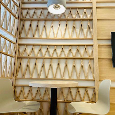 Zeus Design Compact City Aparmtent Вена Экстерьер фото